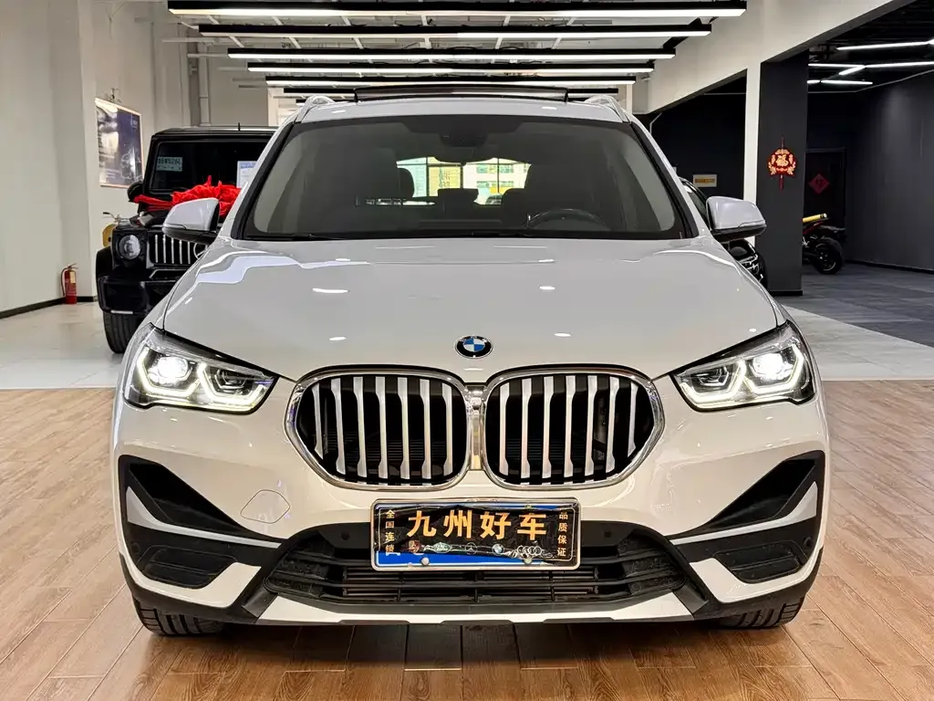 BMW X1 2021 из CN, фото 8
