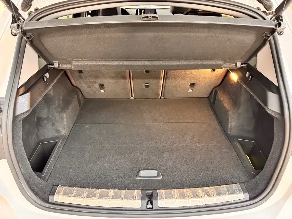 BMW X1 2021 из CN, фото 7