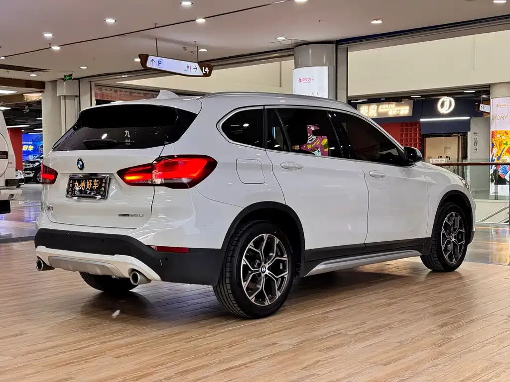 BMW X1 2021 из CN, фото 10