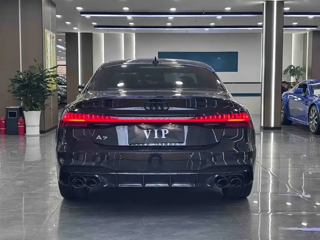 Audi A7L — фото 4