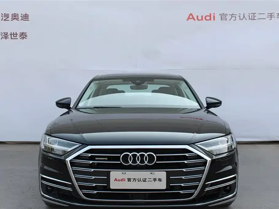 Audi A8 — фото 8