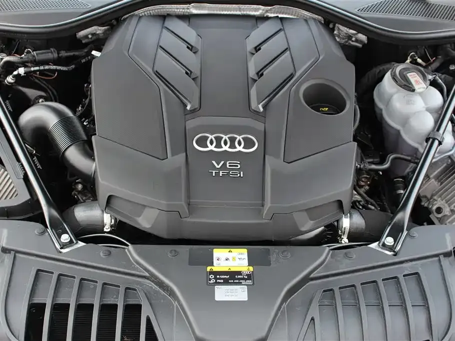 Audi A8 — фото 10