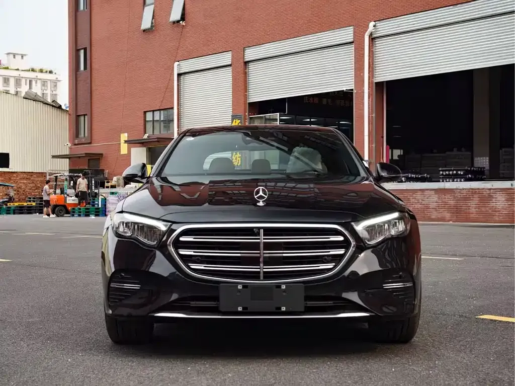 Mercedes-Benz E-Class 2026 из CN, фото 10