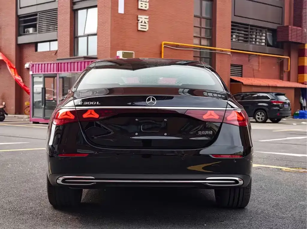 Mercedes-Benz E-Class 2026 из CN, фото 6