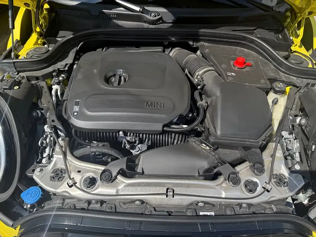MINI Cooper (3-door) 2025 из CN, фото 3