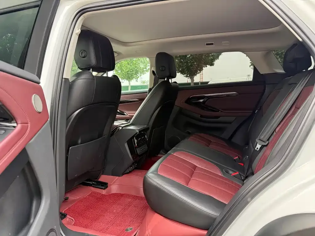 Land Rover Evoque — фото 2