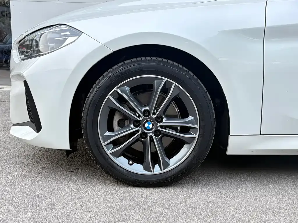 BMW 1 Series 2022 из CN, фото 10