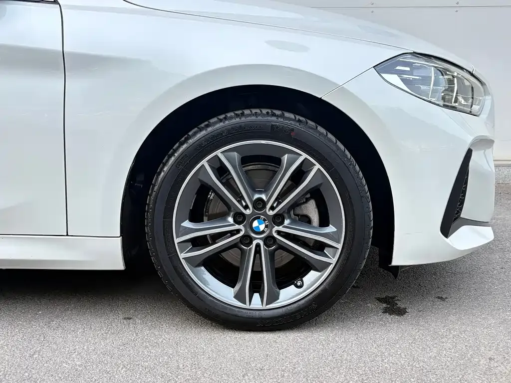 BMW 1 Series 2022 из CN, фото 4