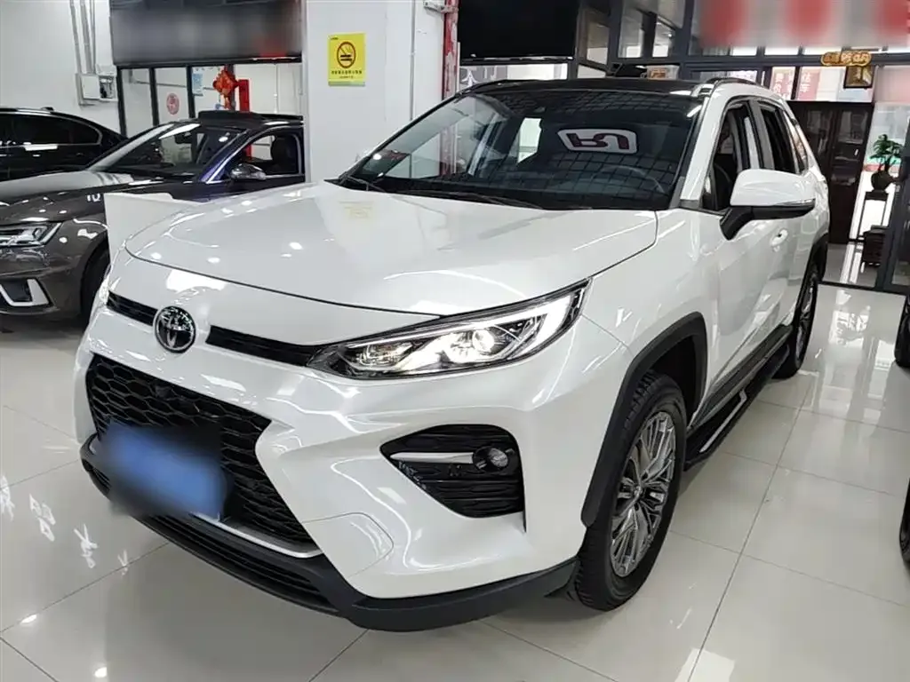 Toyota Wildlander — фото 1