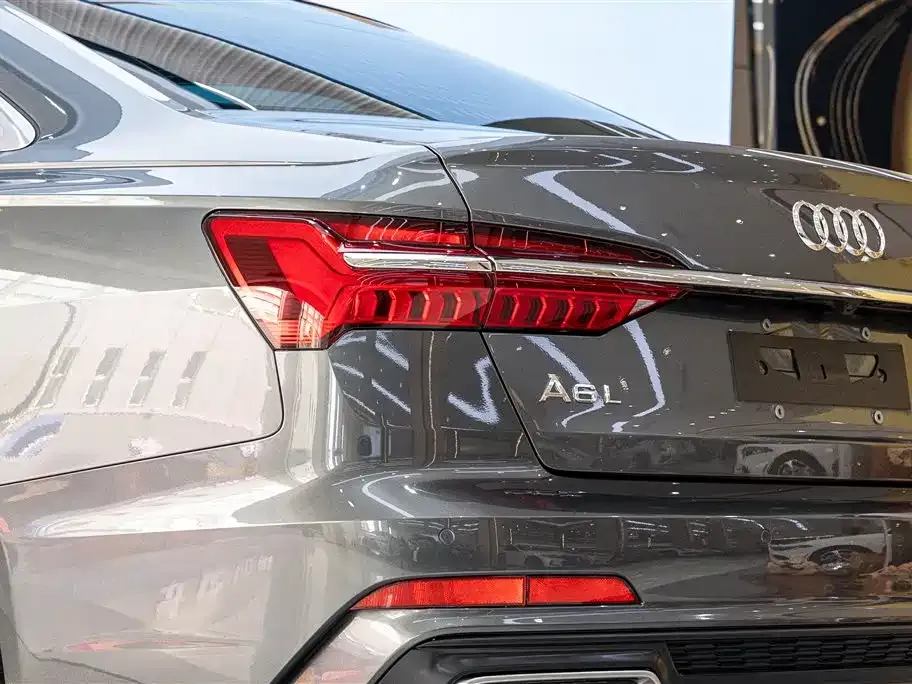 Audi A6L — фото 4