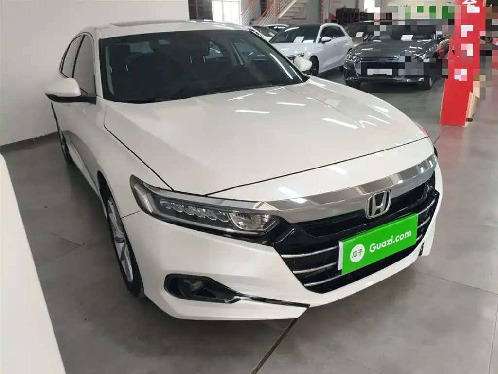 Honda Accord — фото 10