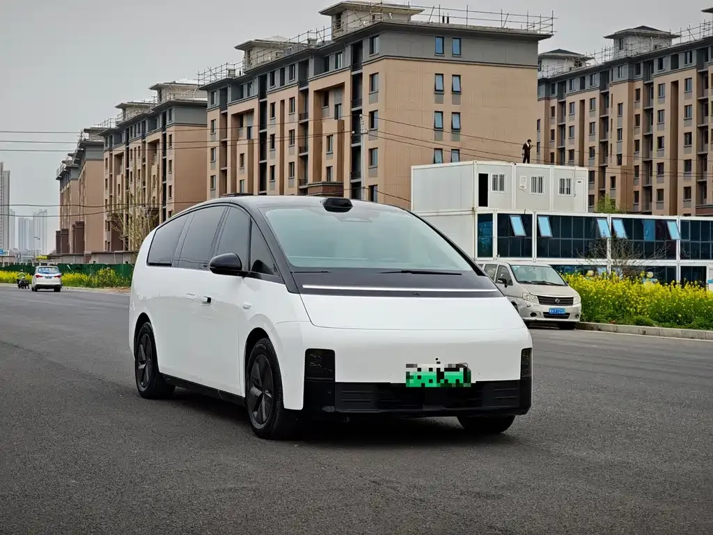 Li Auto MEGA 2024 из CN, фото 6