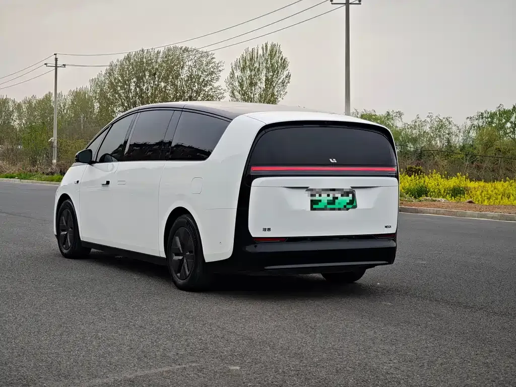 Li Auto MEGA 2024 из CN, фото 9