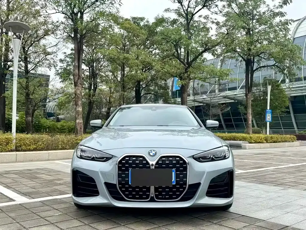 BMW 4 Series — фото 1