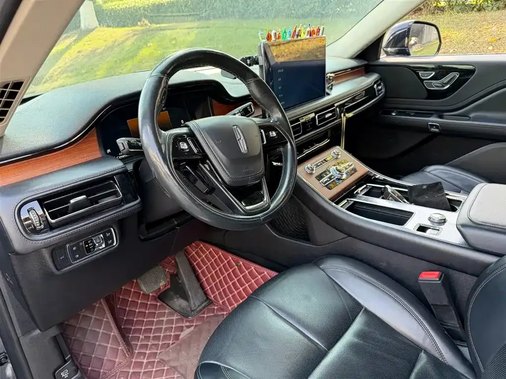 Lincoln Aviator 2021 из CN, фото 10