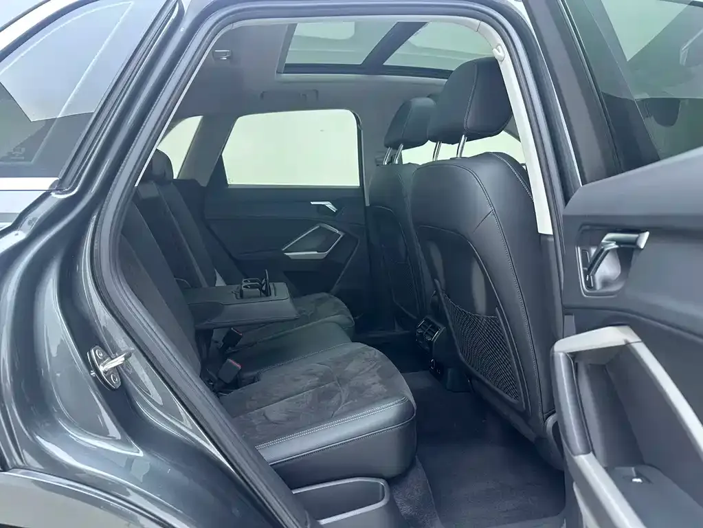 Audi Q3 2022 из CN, фото 8