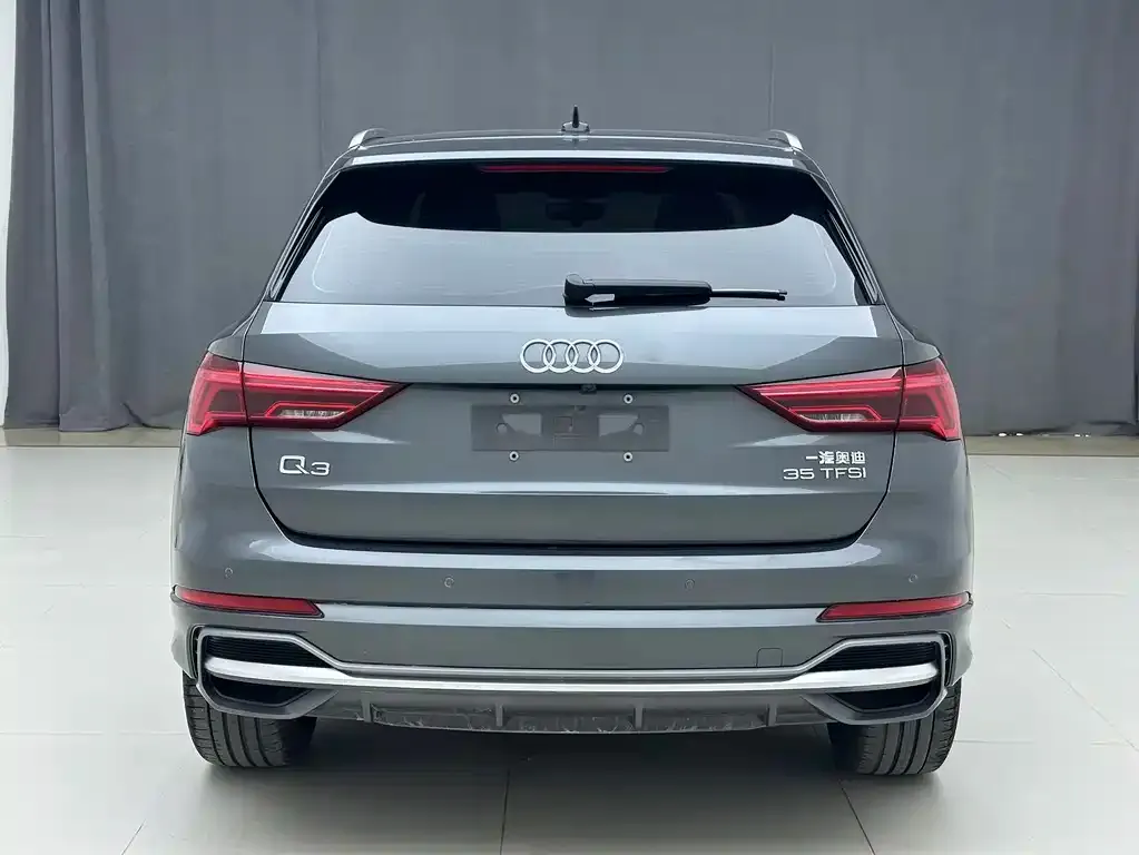 Audi Q3 2022 из CN, фото 2