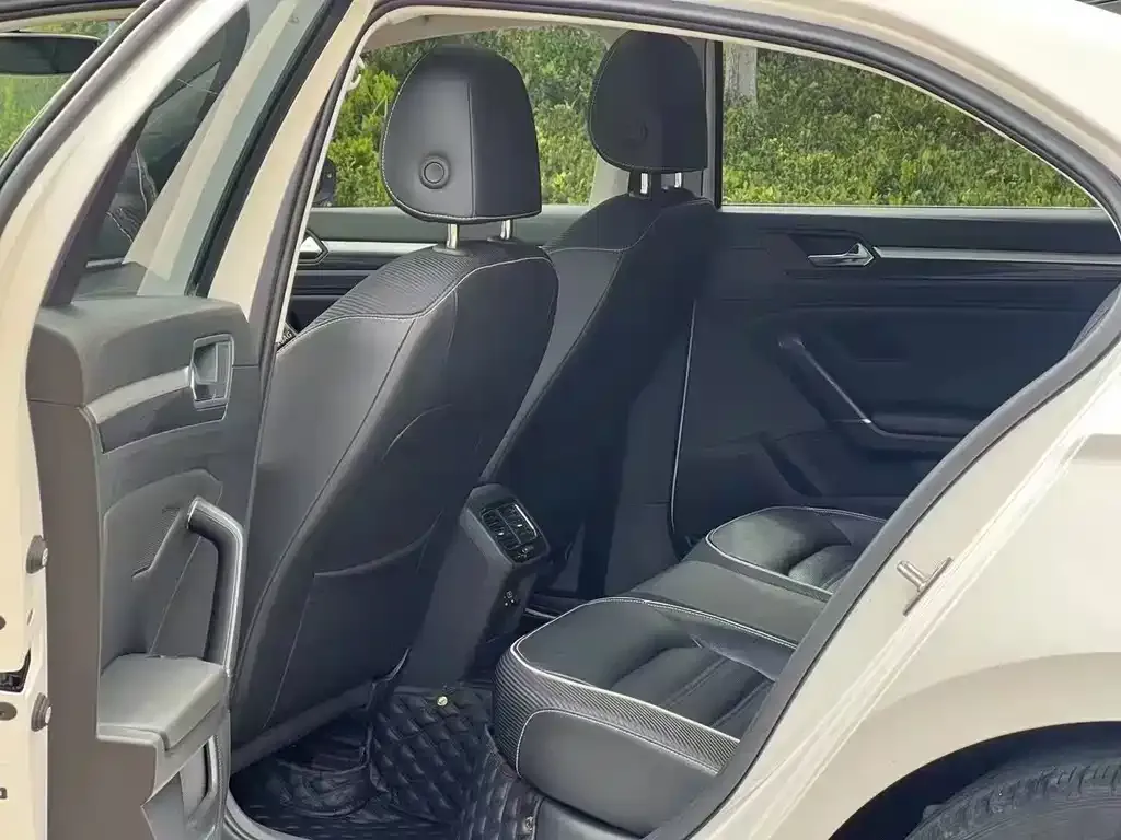 Volkswagen Lamando 2021 из CN, фото 3