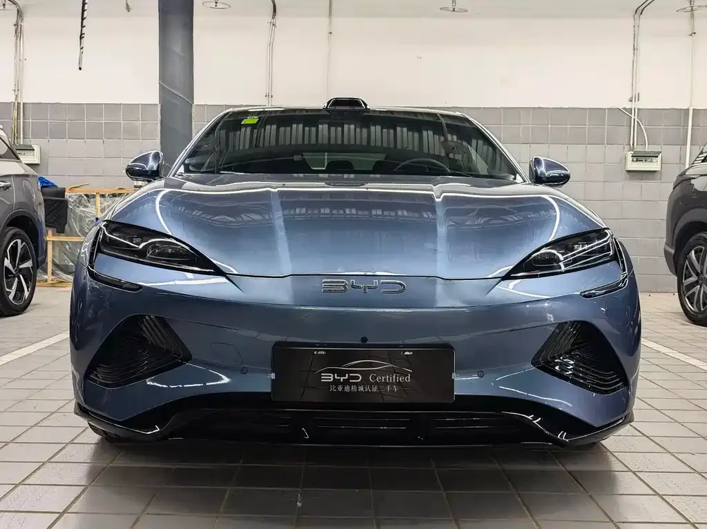 BYD Seal — фото 3