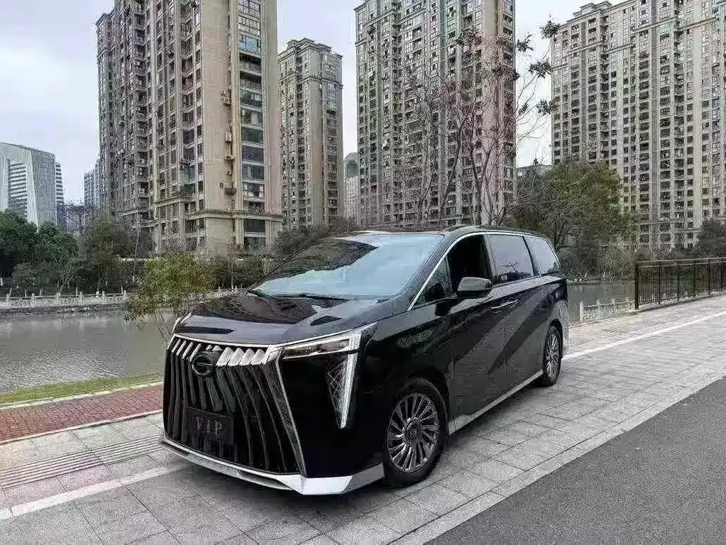 GAC Motor Trumpchi M8 — фото 1