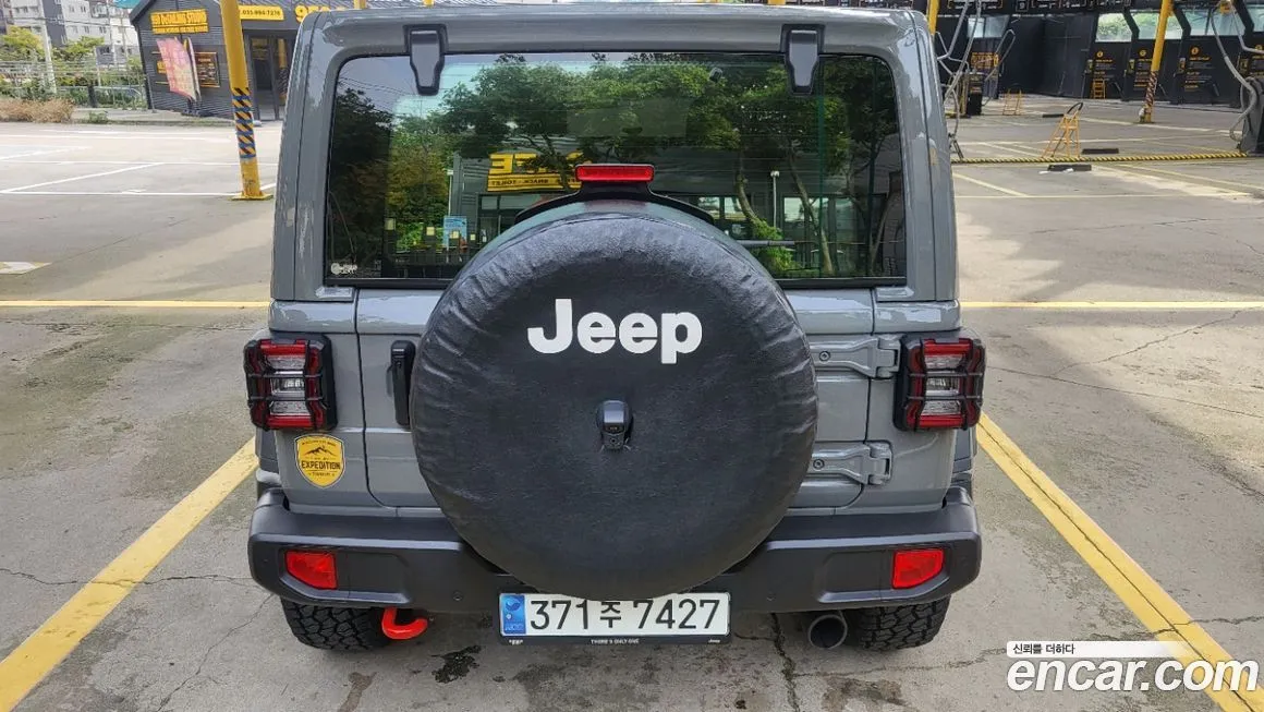 Jeep Wrangler 2023 из KR, фото 2