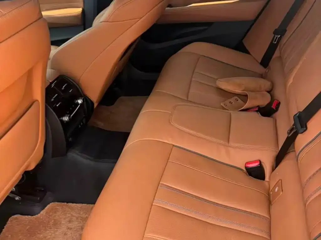 BMW 6 Series GT 2024 из CN, фото 3