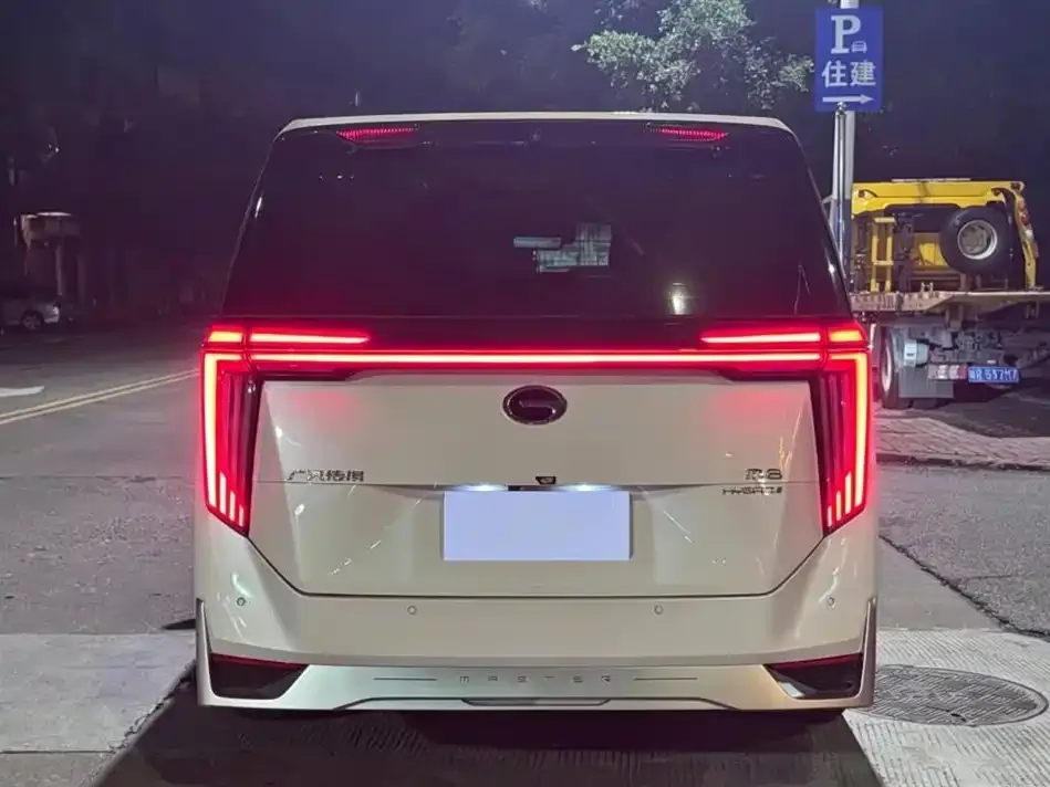 GAC Motor Trumpchi M8 — фото 4
