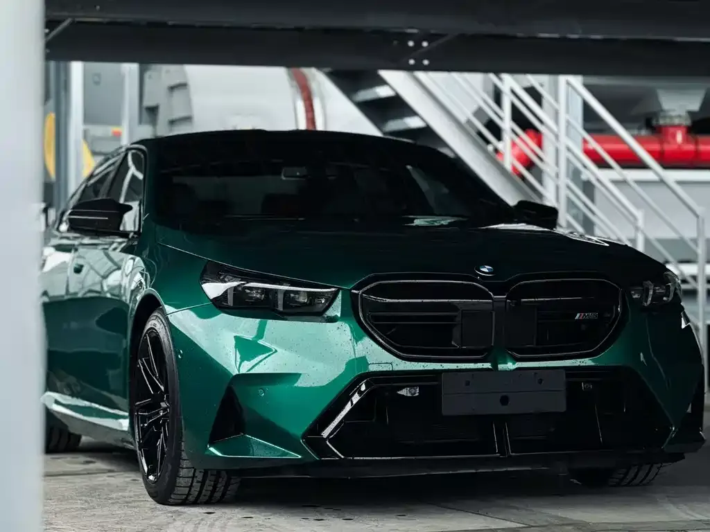 BMW M5 New Energy 2024 из CN, фото 3