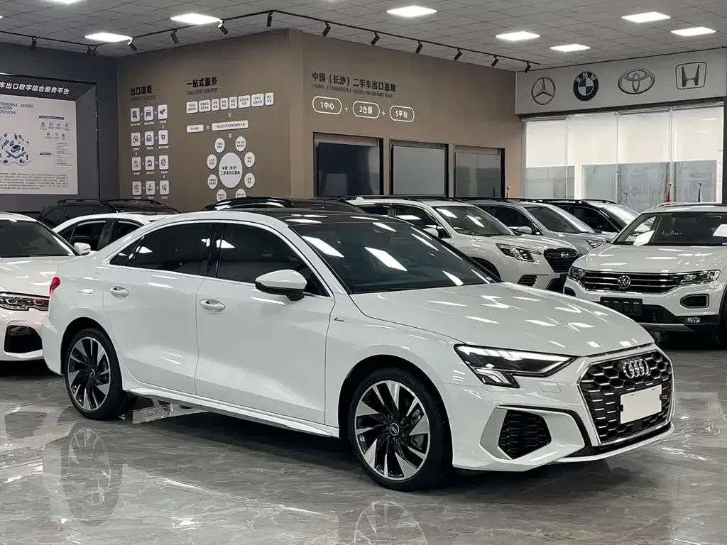 Audi A3 — фото 8