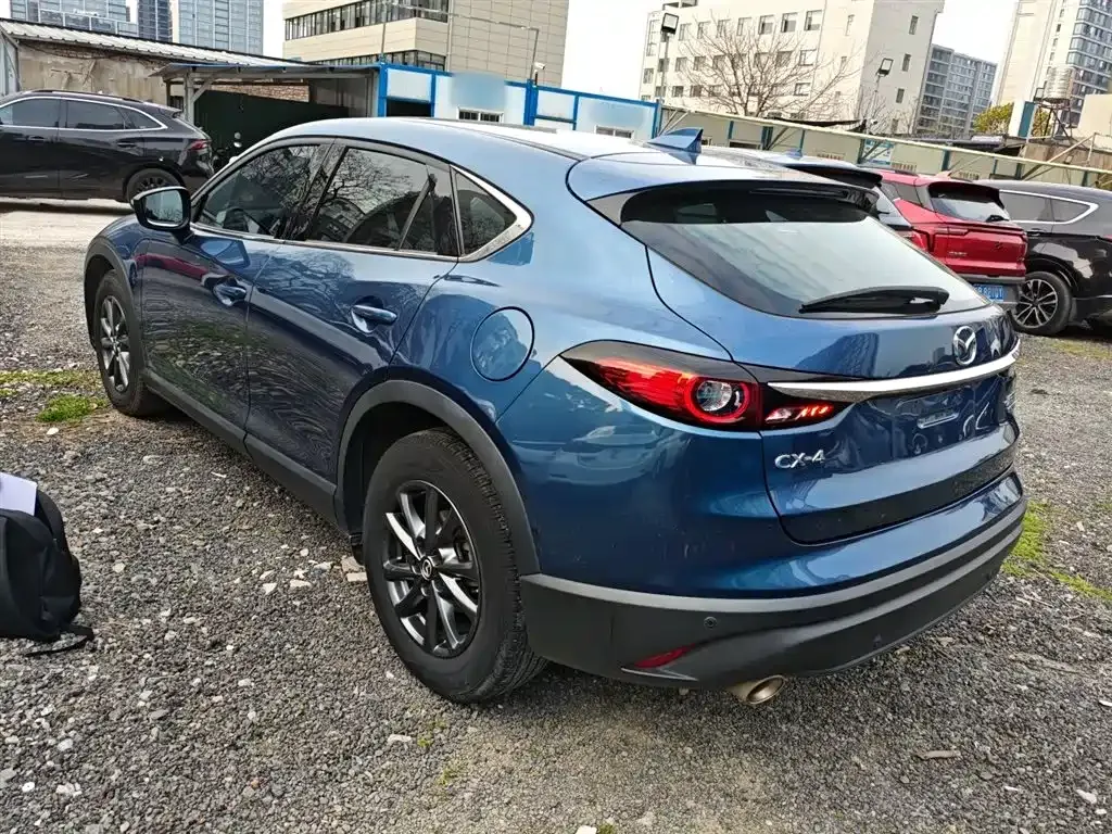 Mazda CX-4 2021 из CN, фото 9