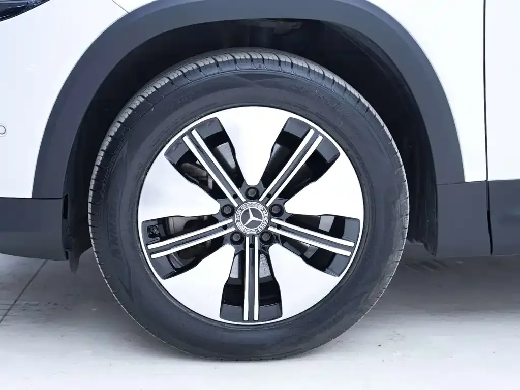Mercedes-Benz EQB 2022 из CN, фото 8