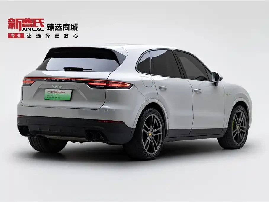 Porsche Cayenne Hybrid 2022 из CN, фото 2