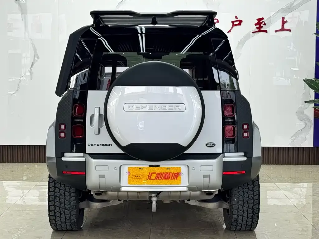 Land Rover Defender — фото 5
