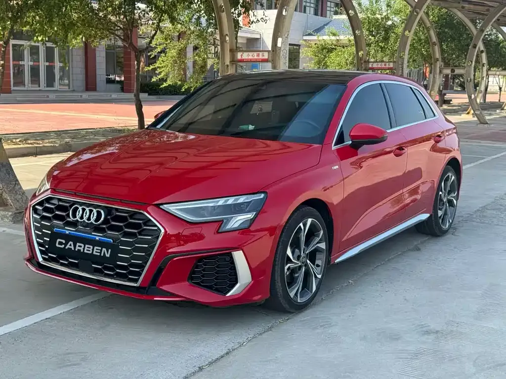 Audi A3 — фото 1
