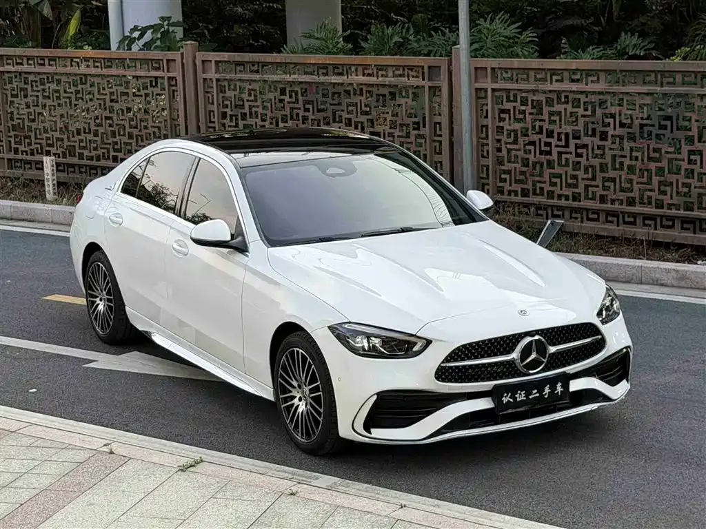 Mercedes-Benz C-Class — фото 1