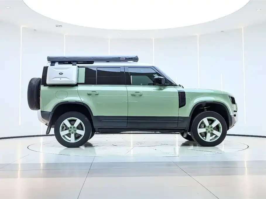 Land Rover Defender — фото 7