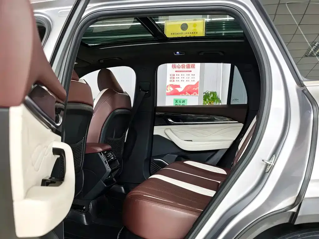 Geely Xingyue L 2022 из CN, фото 8