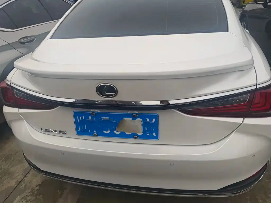 Lexus ES 2023 из CN, фото 6