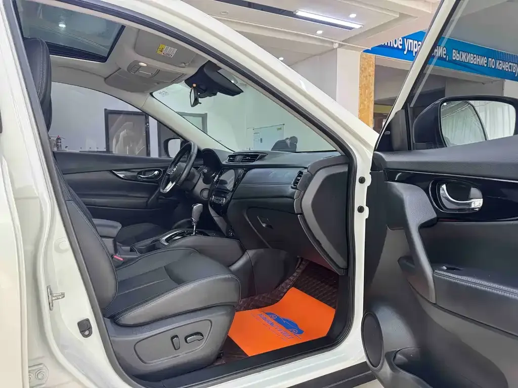 Nissan X-Trail — фото 10