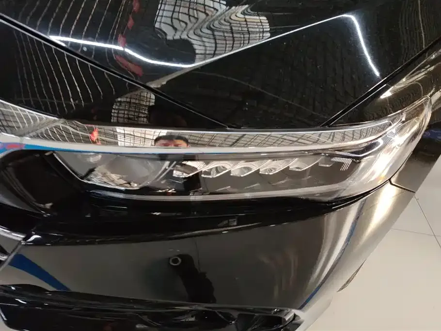 Honda Accord — фото 10