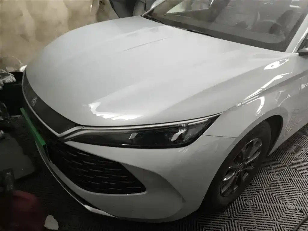 BYD Qin L — фото 1