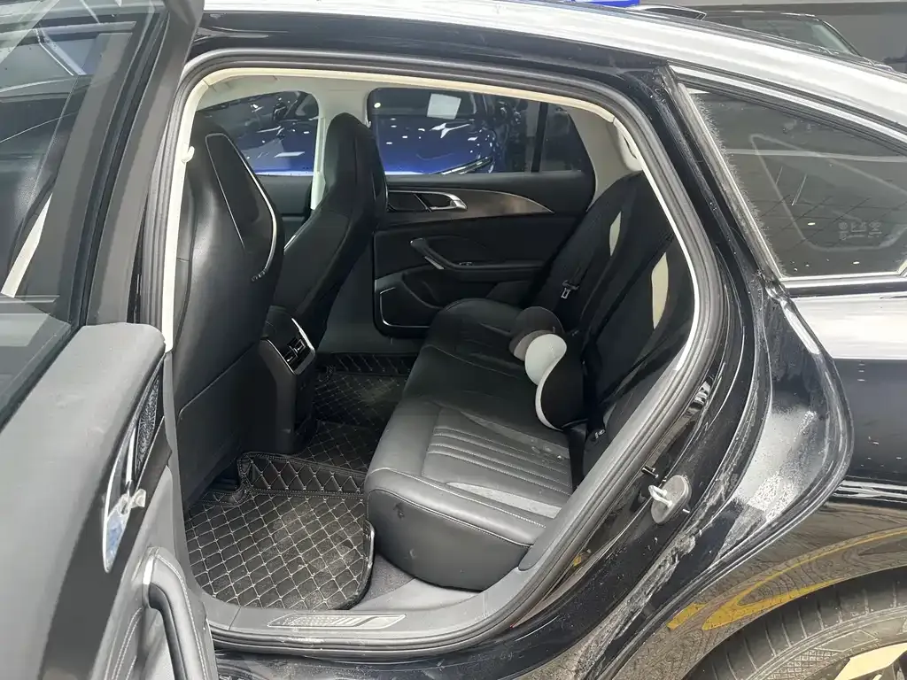 Hongqi H6 2024 из CN, фото 2