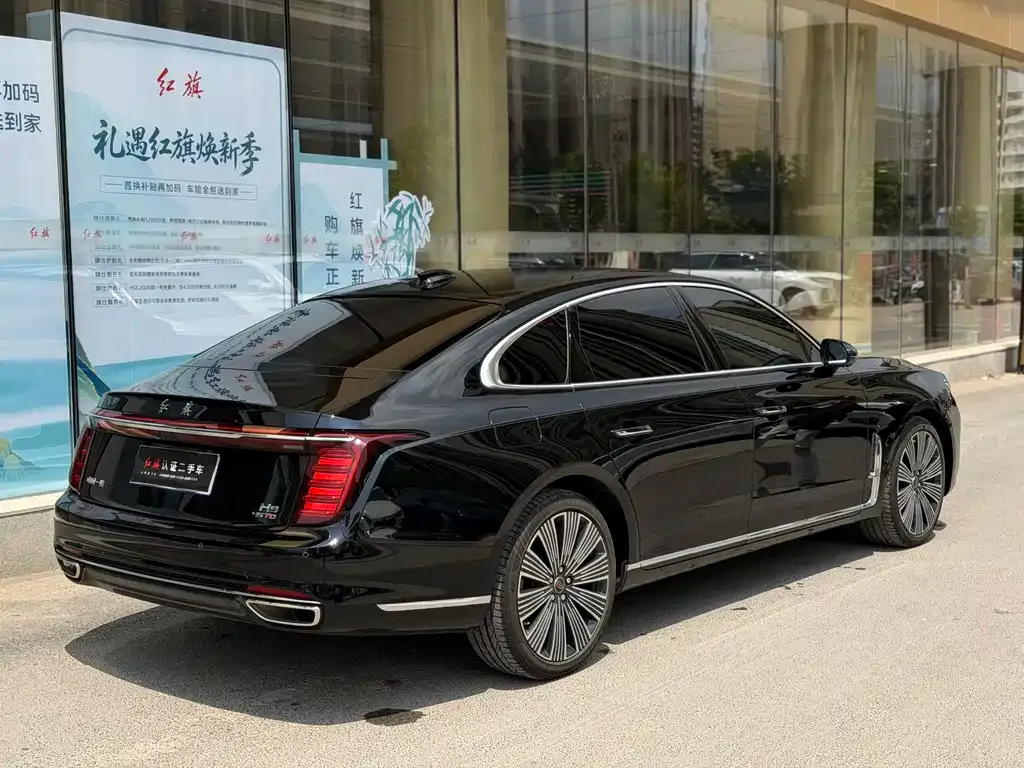 Hongqi H9 — фото 9