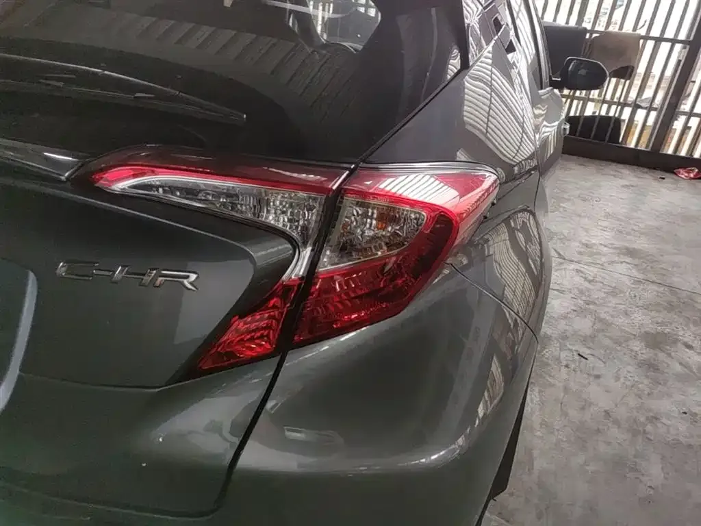 Toyota C-HR 2024 из CN, фото 8