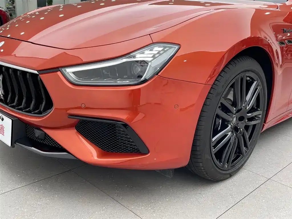 Maserati Ghibli — фото 8