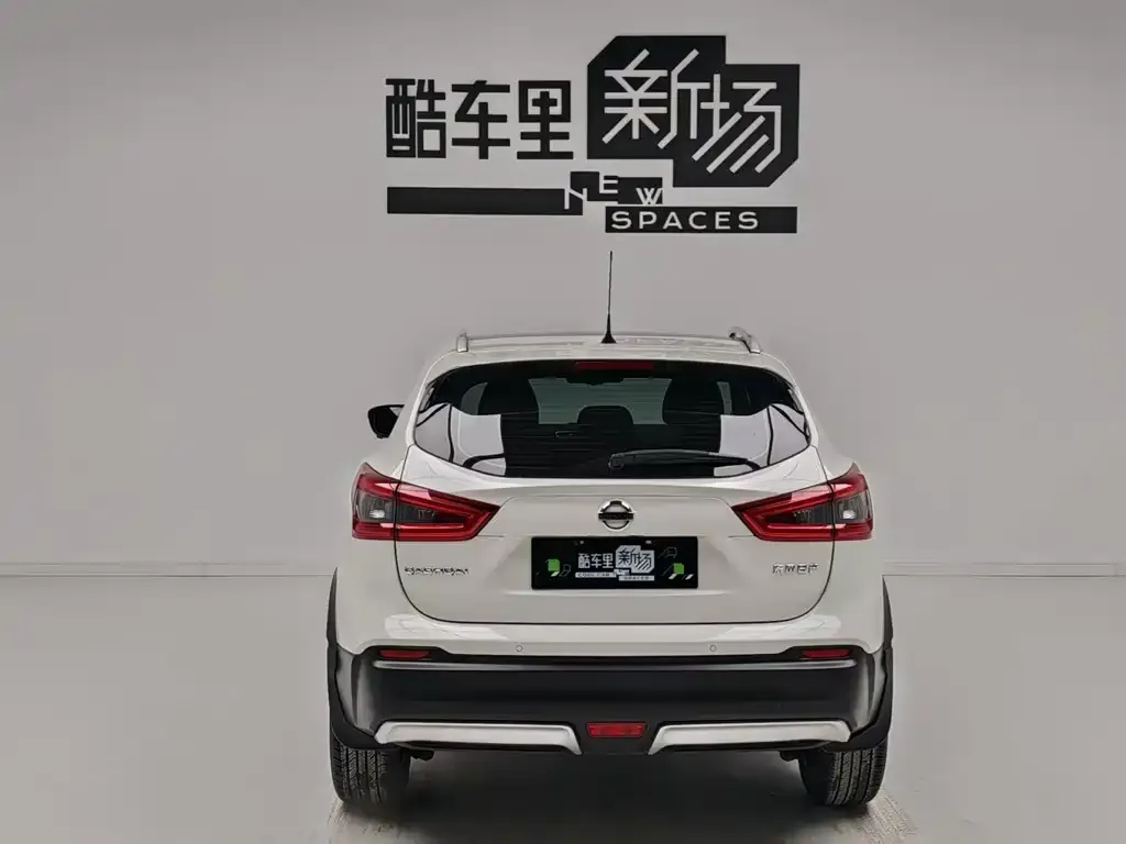 Nissan Qashqai — фото 10