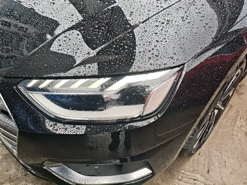 Audi A4L 2022 из CN, фото 10