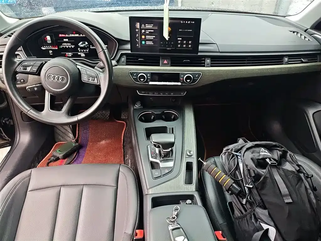 Audi A4L 2022 из CN, фото 7