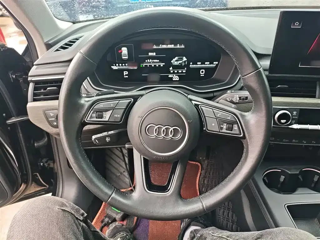 Audi A4L 2022 из CN, фото 6