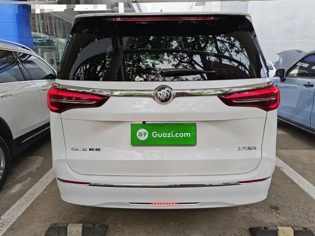 Buick GL8 2023 из CN, фото 5